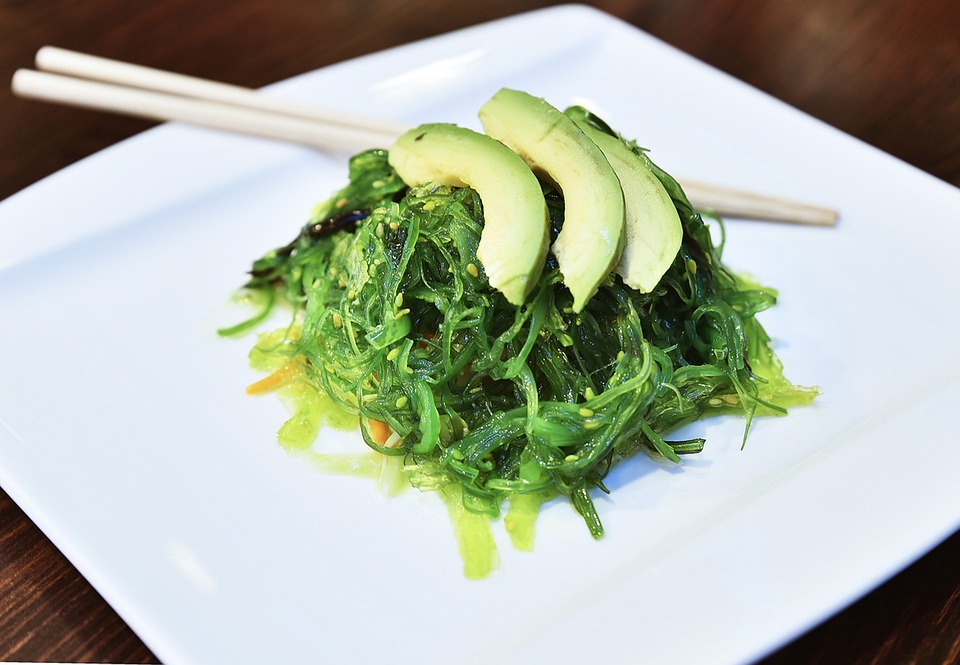 Avocado and Wakame Sea Vegetable Salad